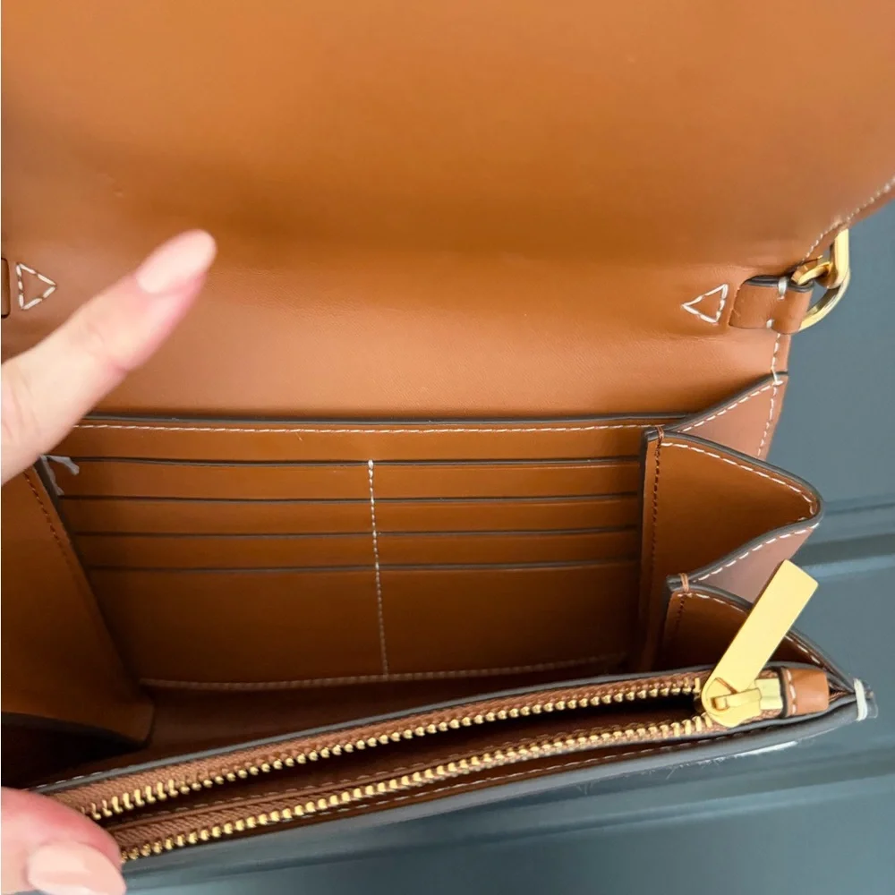 Tory Burch Raffia & Leather Small Crossbody | Retail $478 | 2022 - Picture 6 of 7